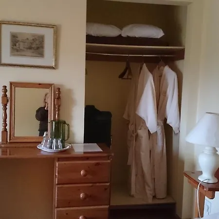 Bed & Breakfast Grove House Accomodation Shanballymore